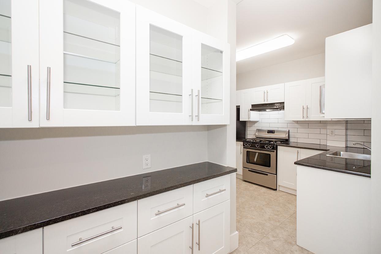 883 Grosvenor Avenue - Photo 22