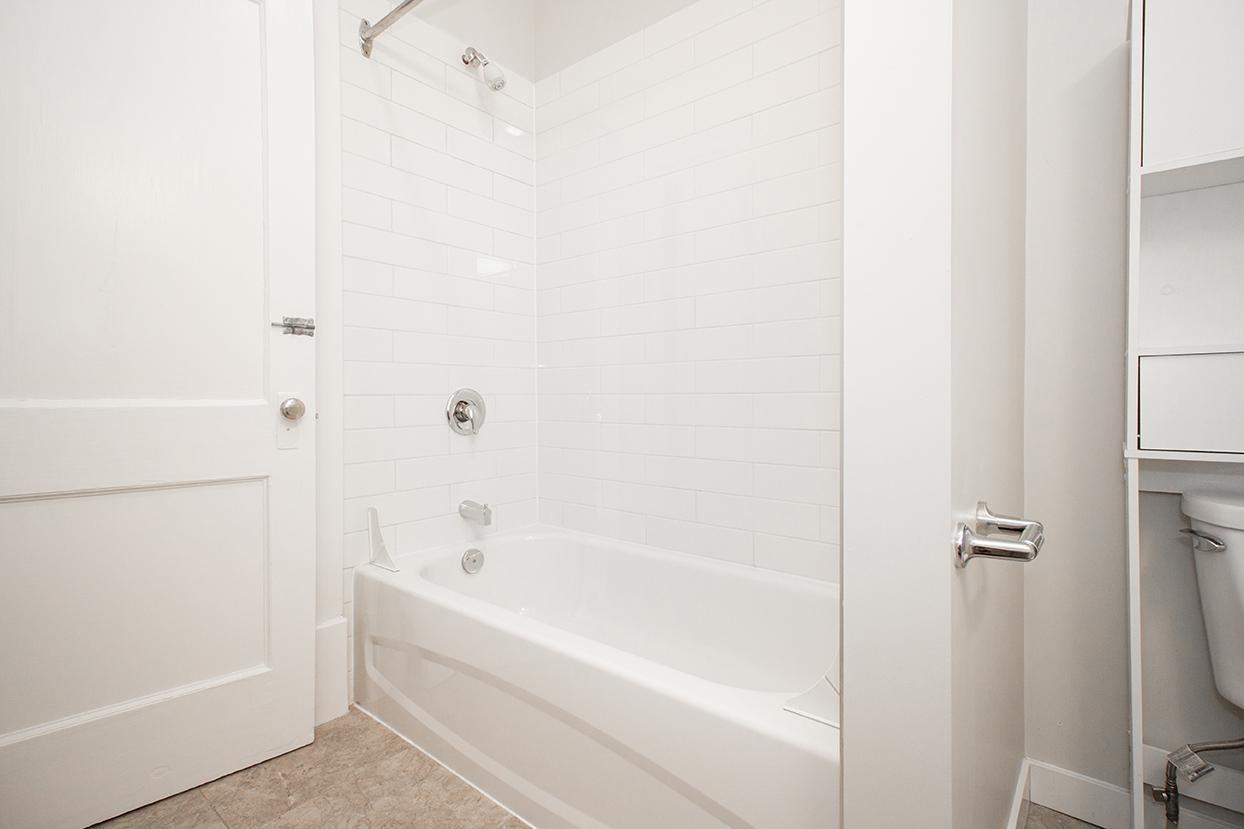 883 Grosvenor Avenue - Photo 50