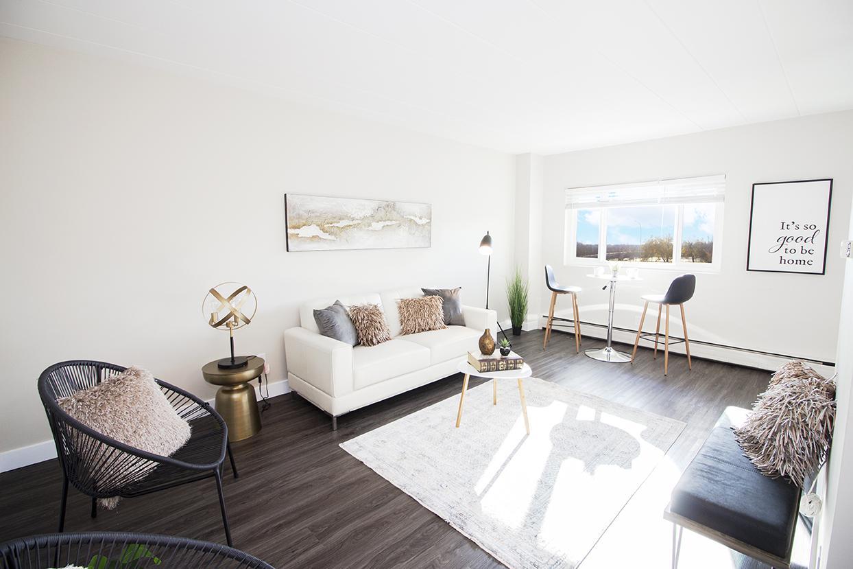 2075 Portage Avenue - Photo 2