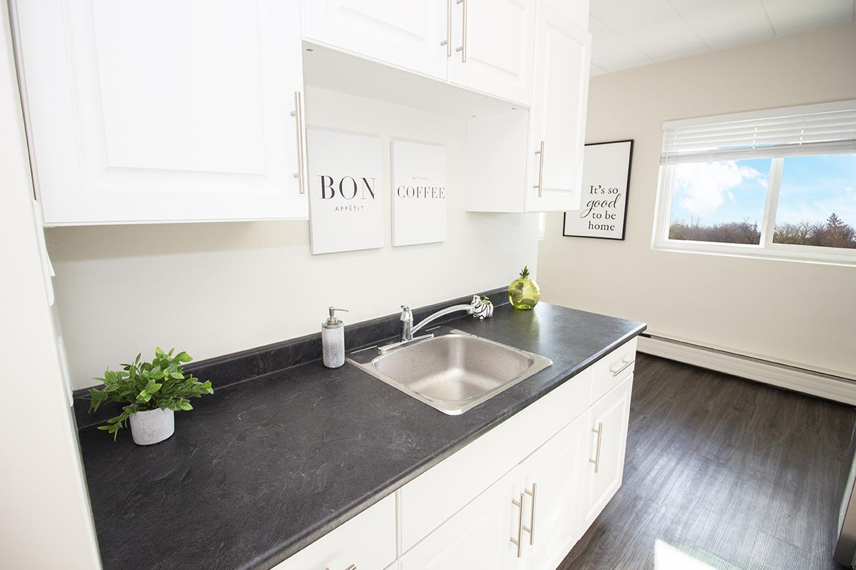 2075 Portage Avenue - Photo 12