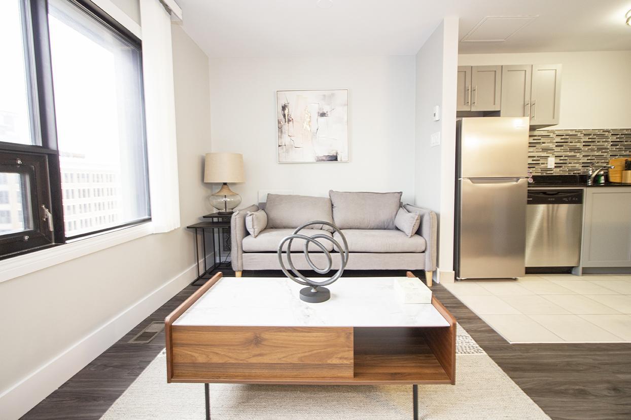 190 Smith Apartment Suites - Photo 8