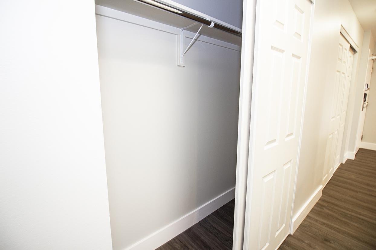 190 Smith Apartment Suites - Photo 22