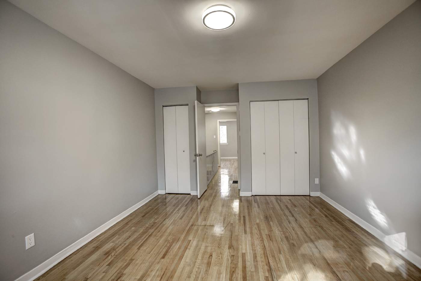 200 Lakeshore Rd. W. - Photo 28