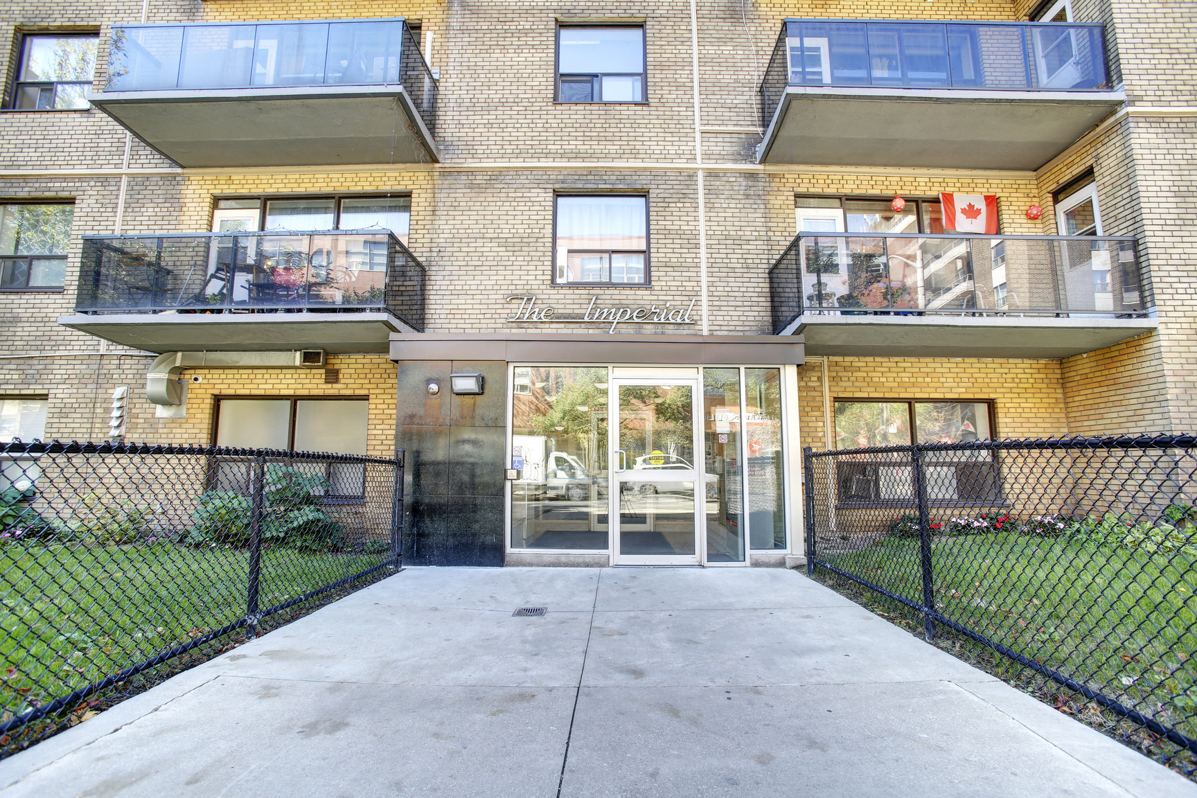The Imperial - Photo 29