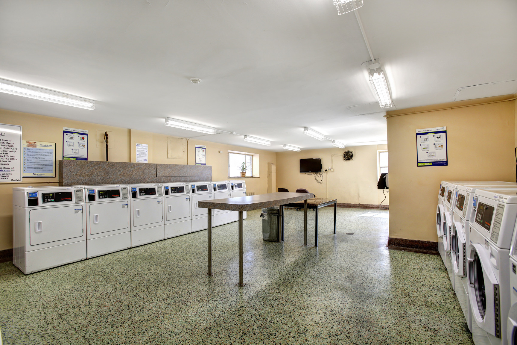 440 Winona Drive - Photo 8