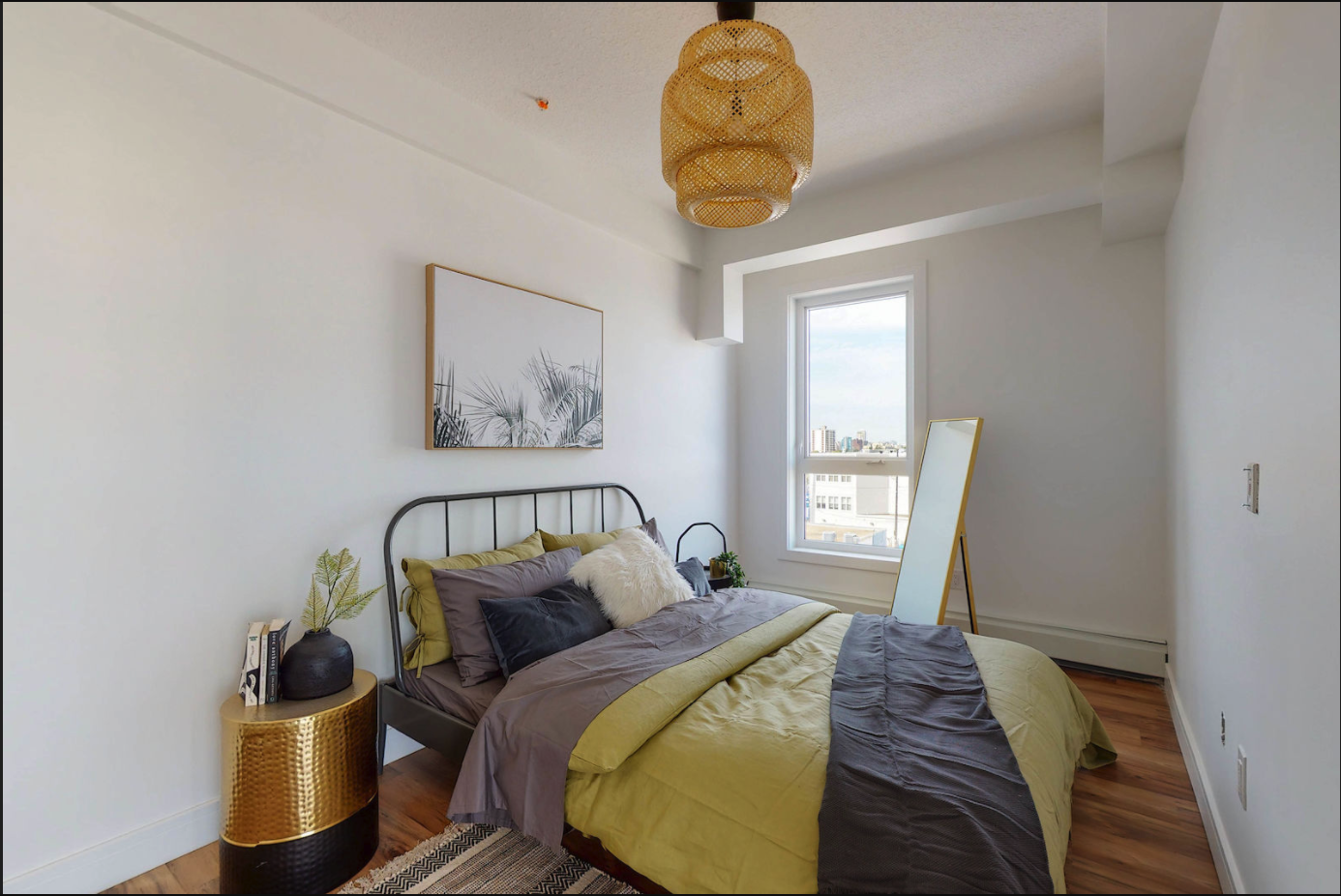 @81 on Whyte Residential - Photo 3