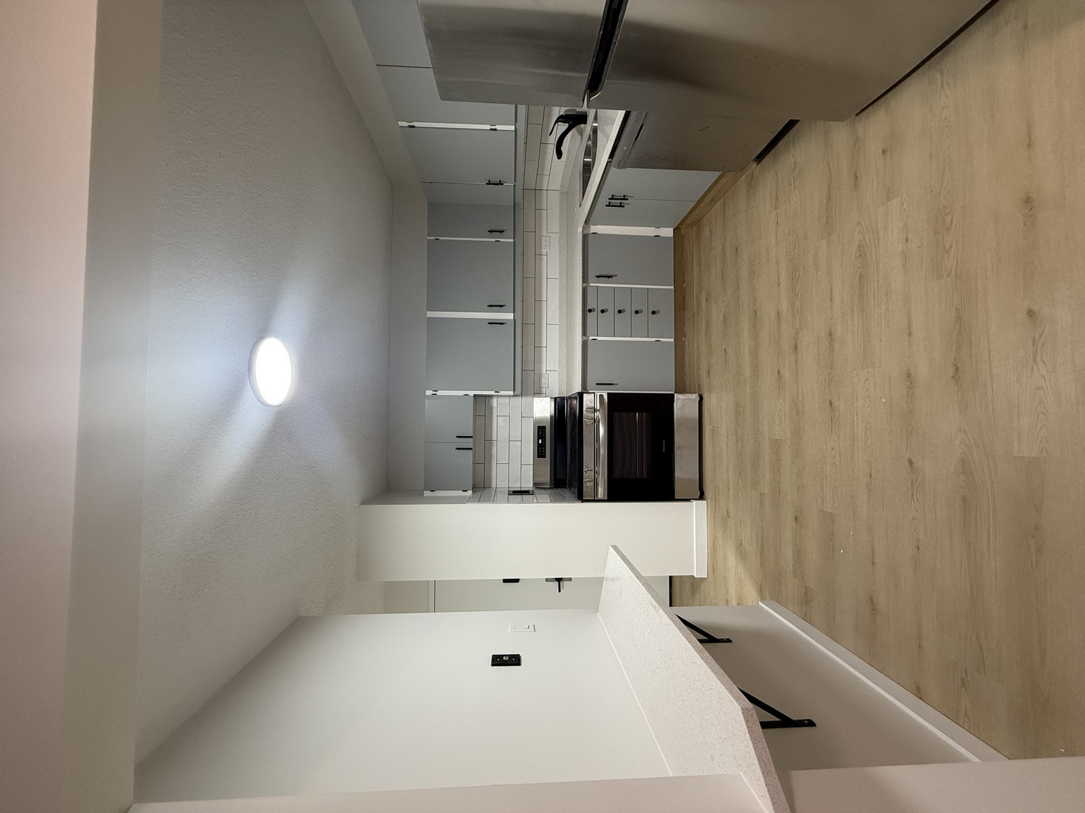 Claridge House - Photo 2