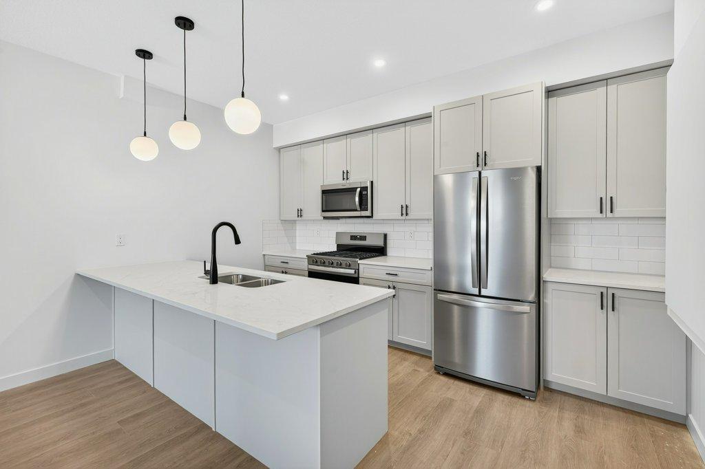The Glenora Collection - Photo 12