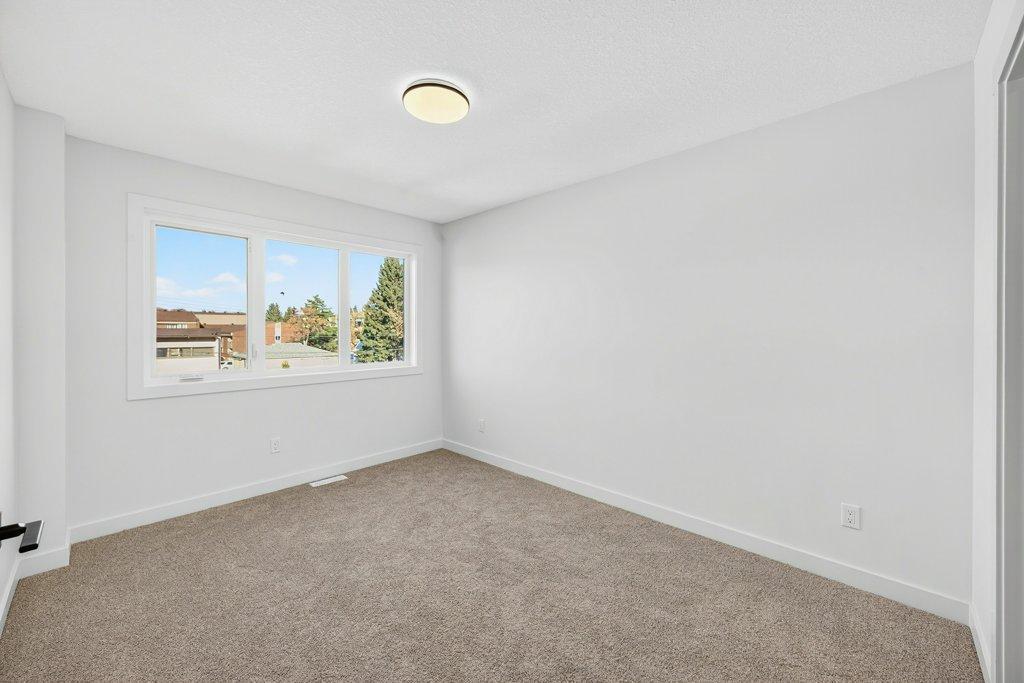 The Glenora Collection - Photo 22