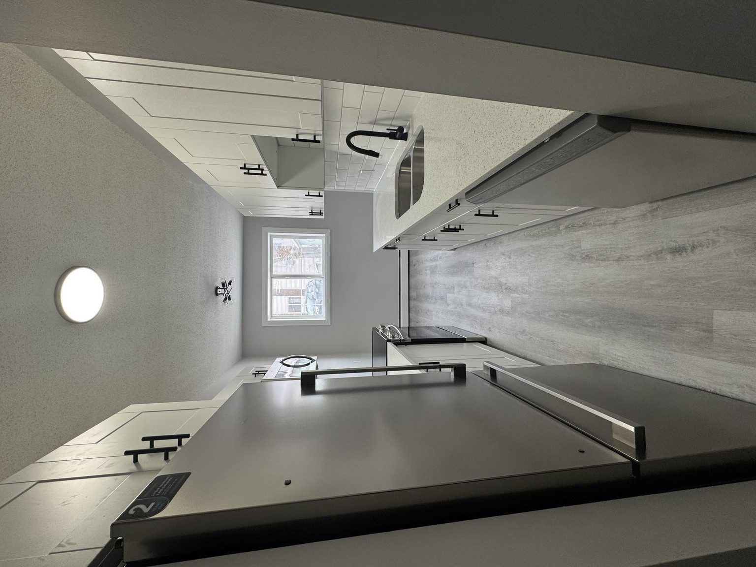 Southview Manor - Photo 7