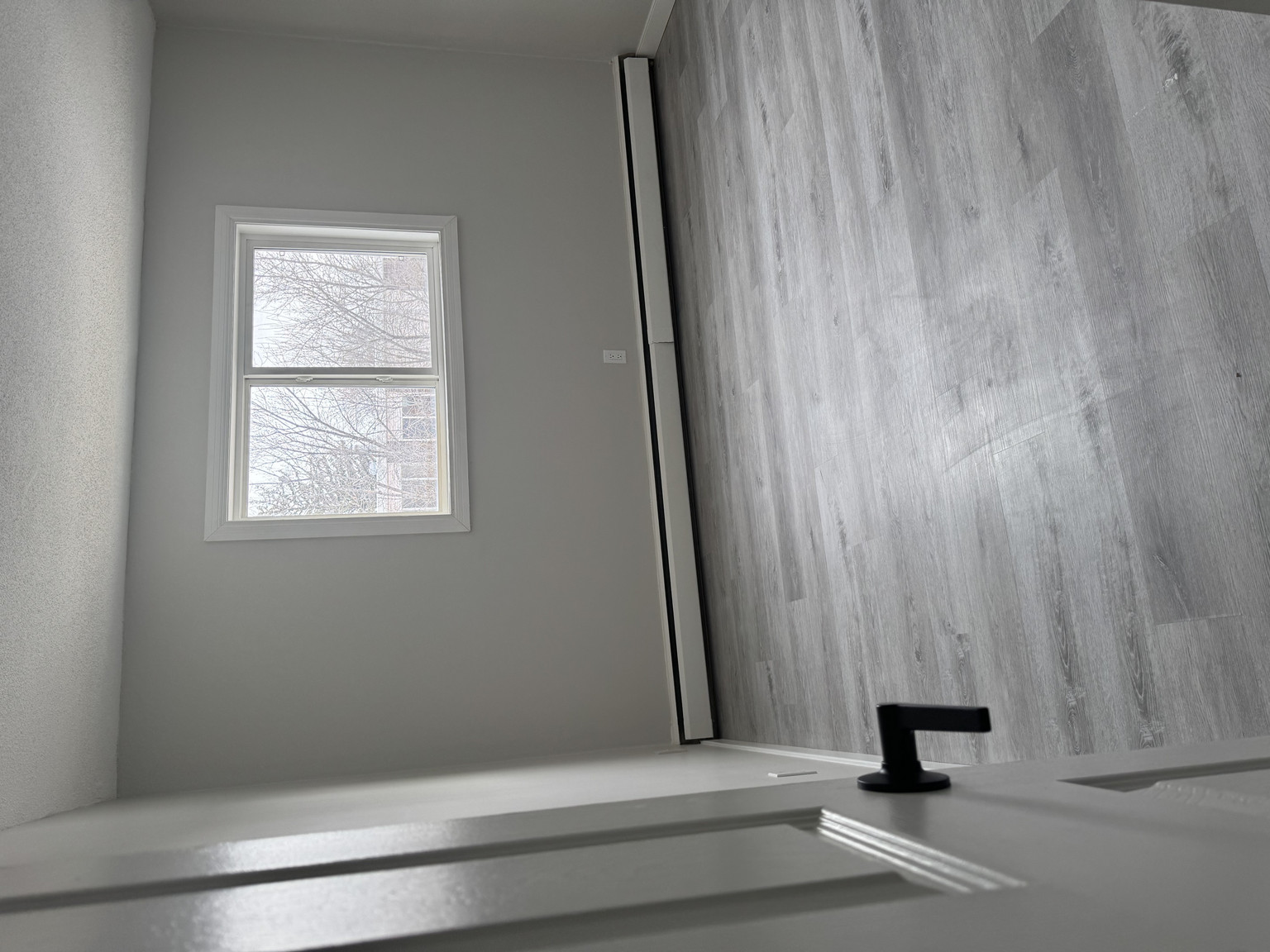 Southview Manor - Photo 10