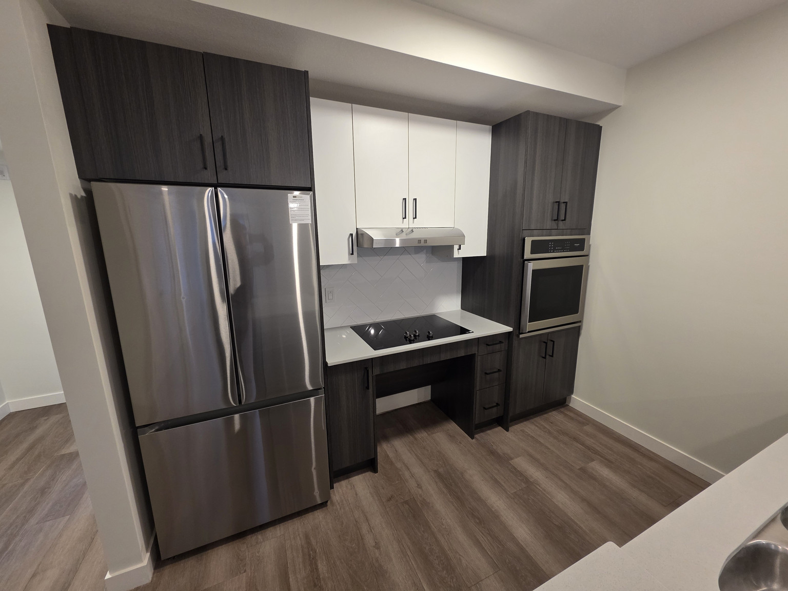 T5M North Glenora - Photo 4