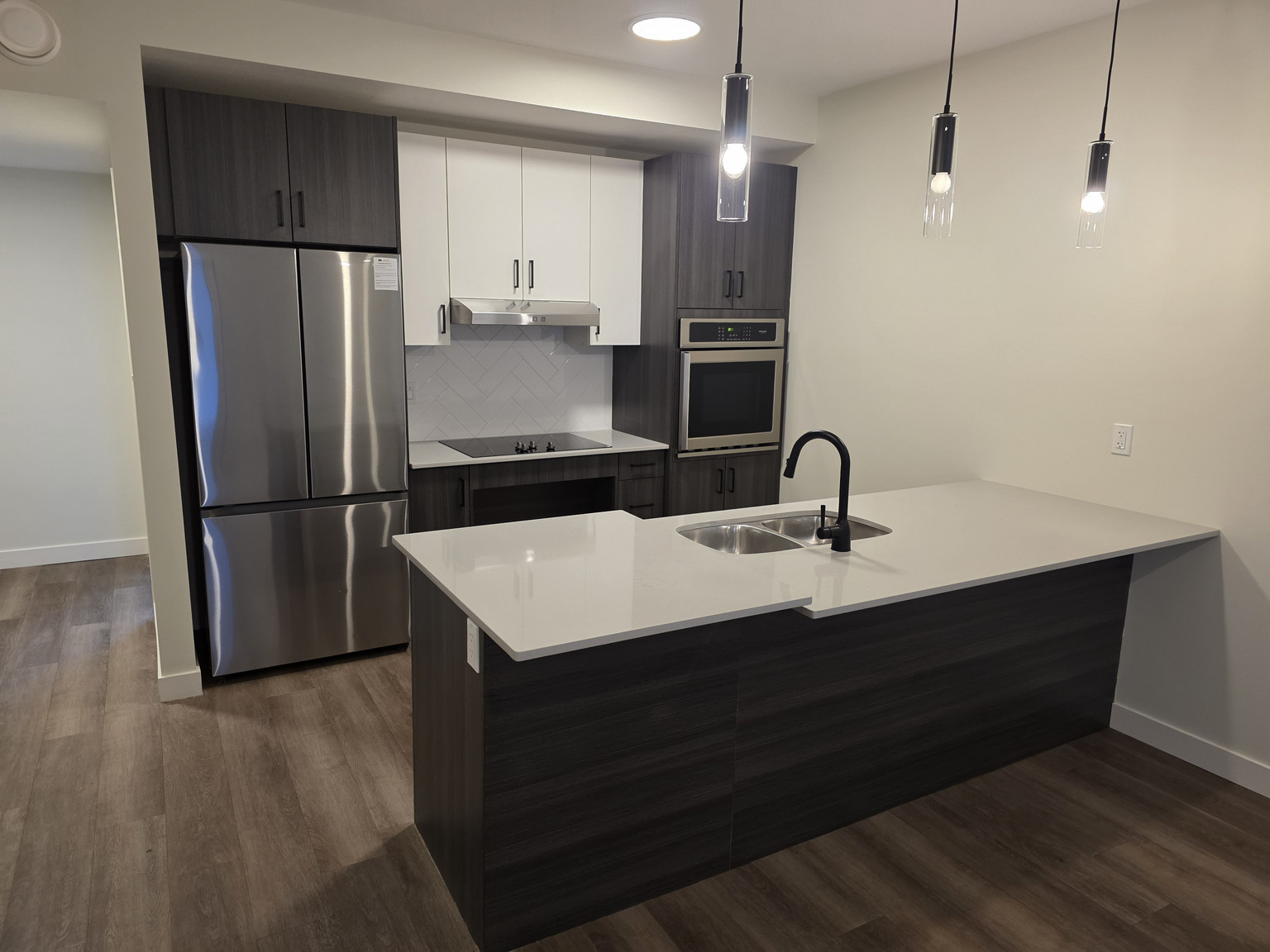 T5M North Glenora - Photo 5