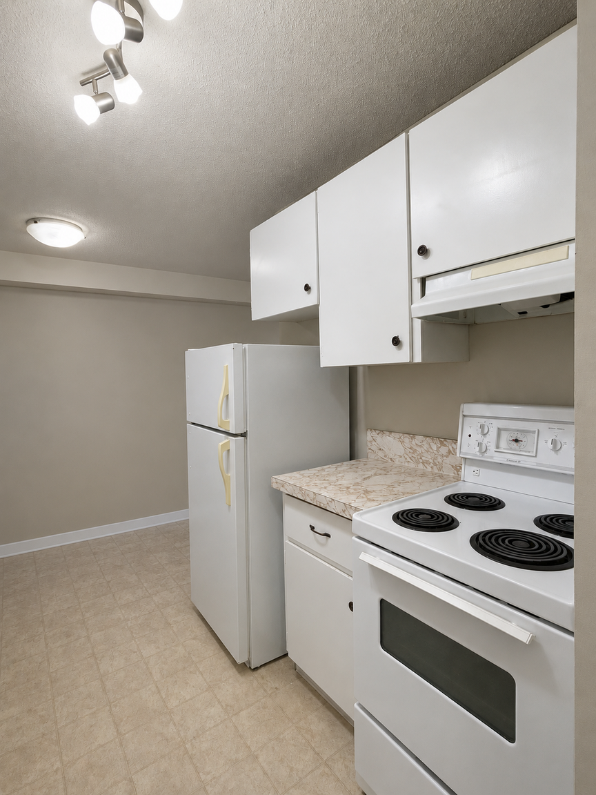 Grant Manor - Photo 11