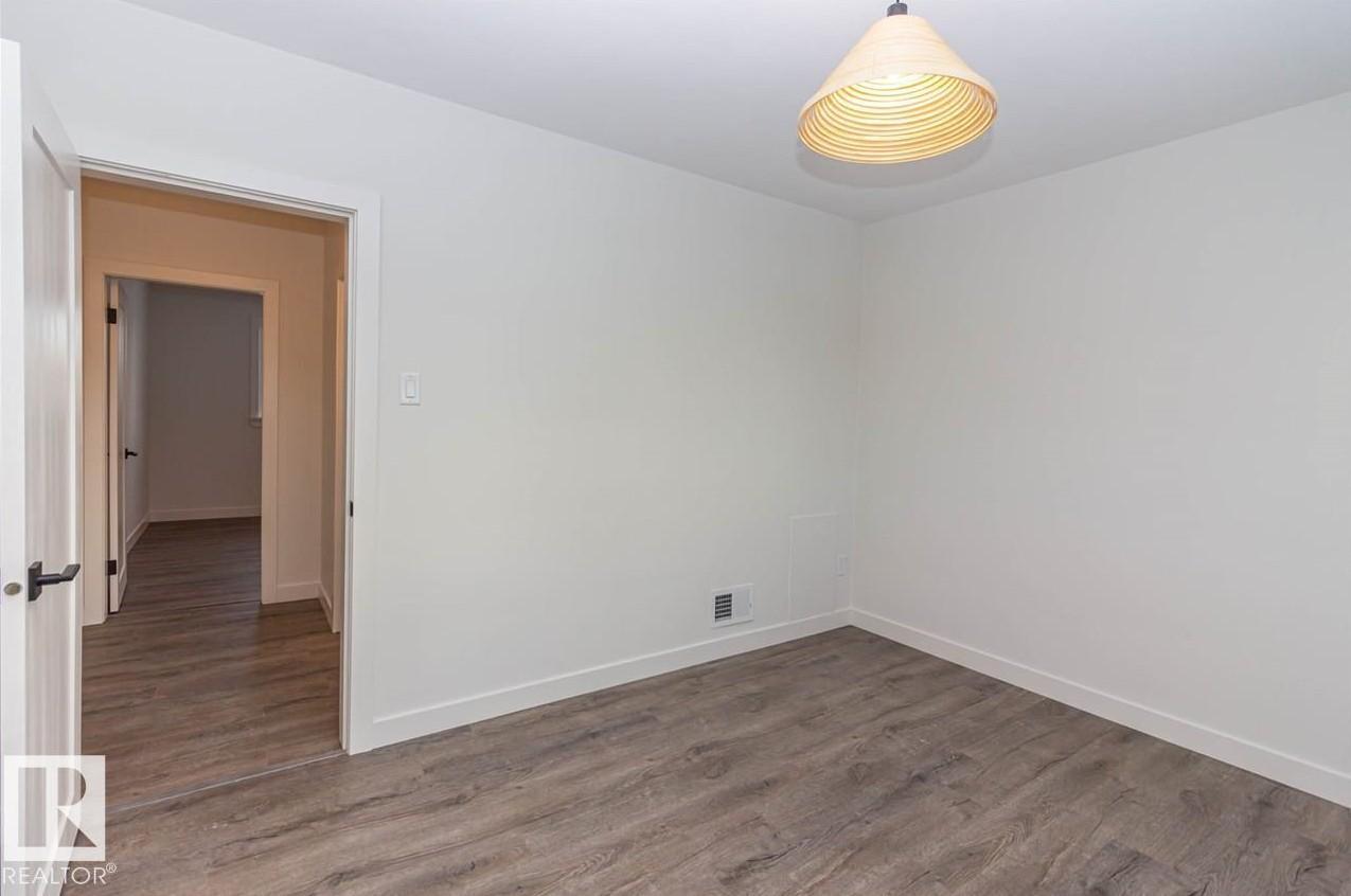 Forest Heights - Photo 32