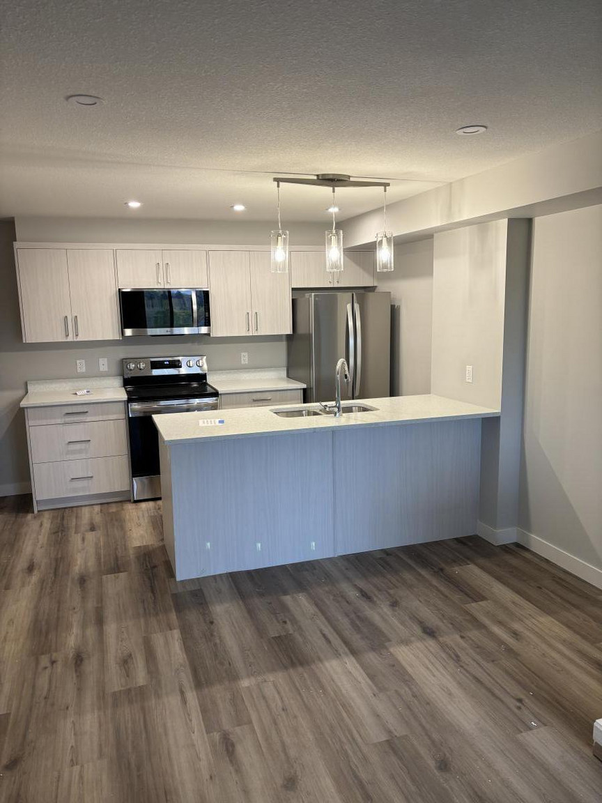 Station View Apartments - Photo 6