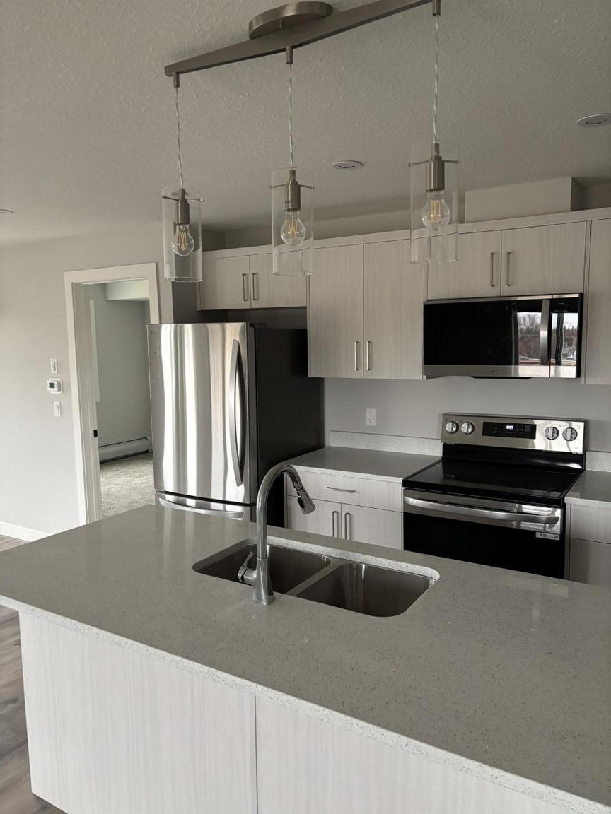 Station View Apartments - Photo 9