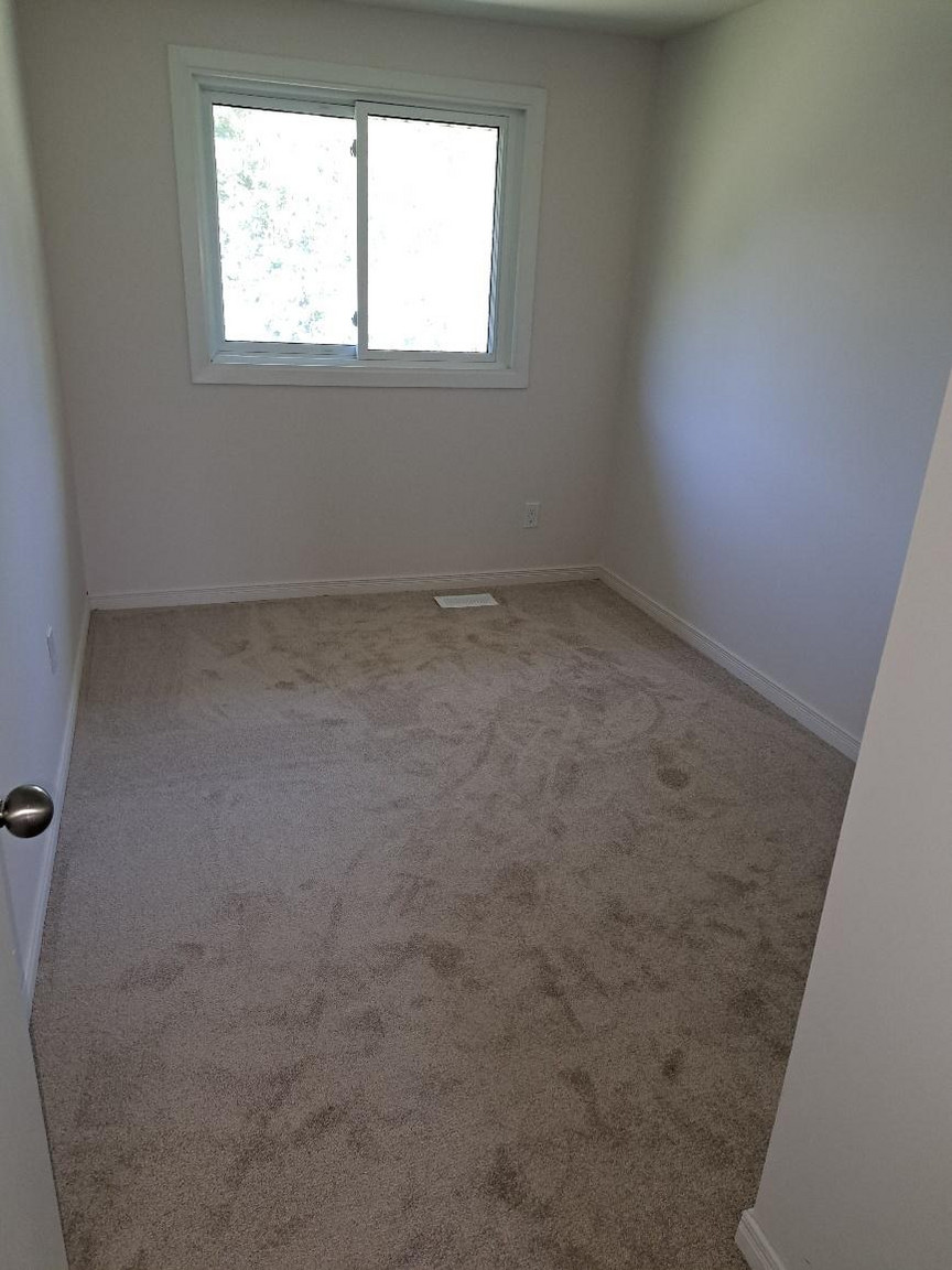 305 Briarhill  - Photo 8