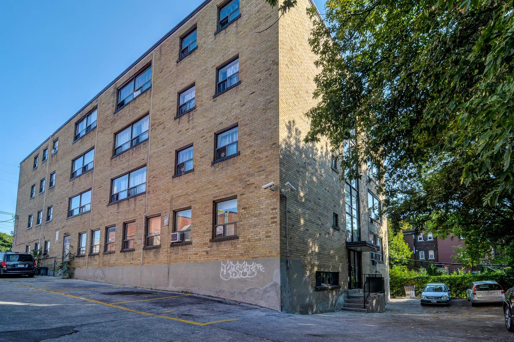 Eastwood Apartments - Photo 7