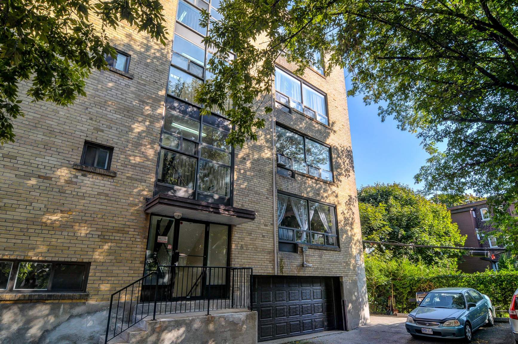 Eastwood Apartments - Photo 8