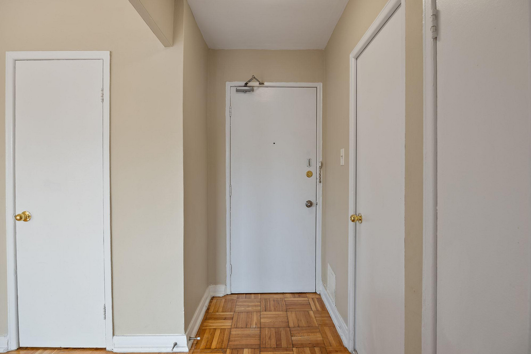 2890 St. Clair East York Apartments - Photo 14