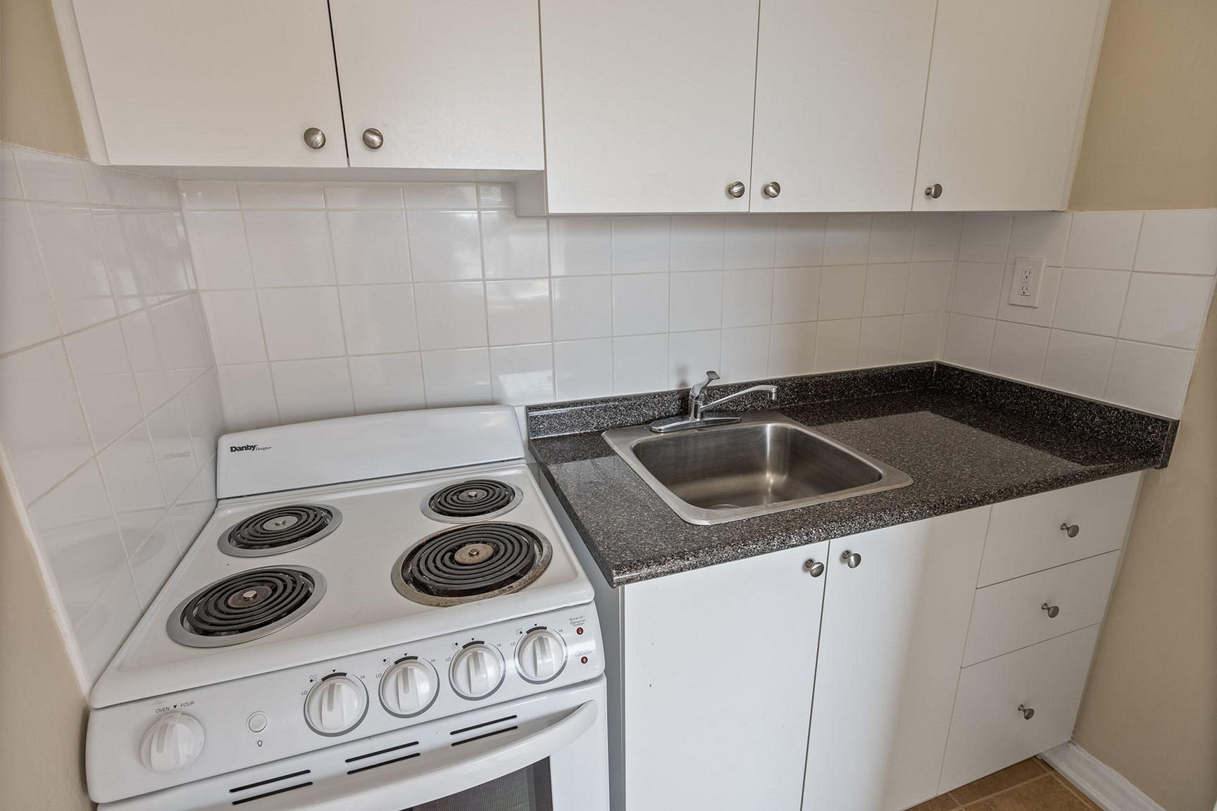 2890 St. Clair East York Apartments - Photo 12