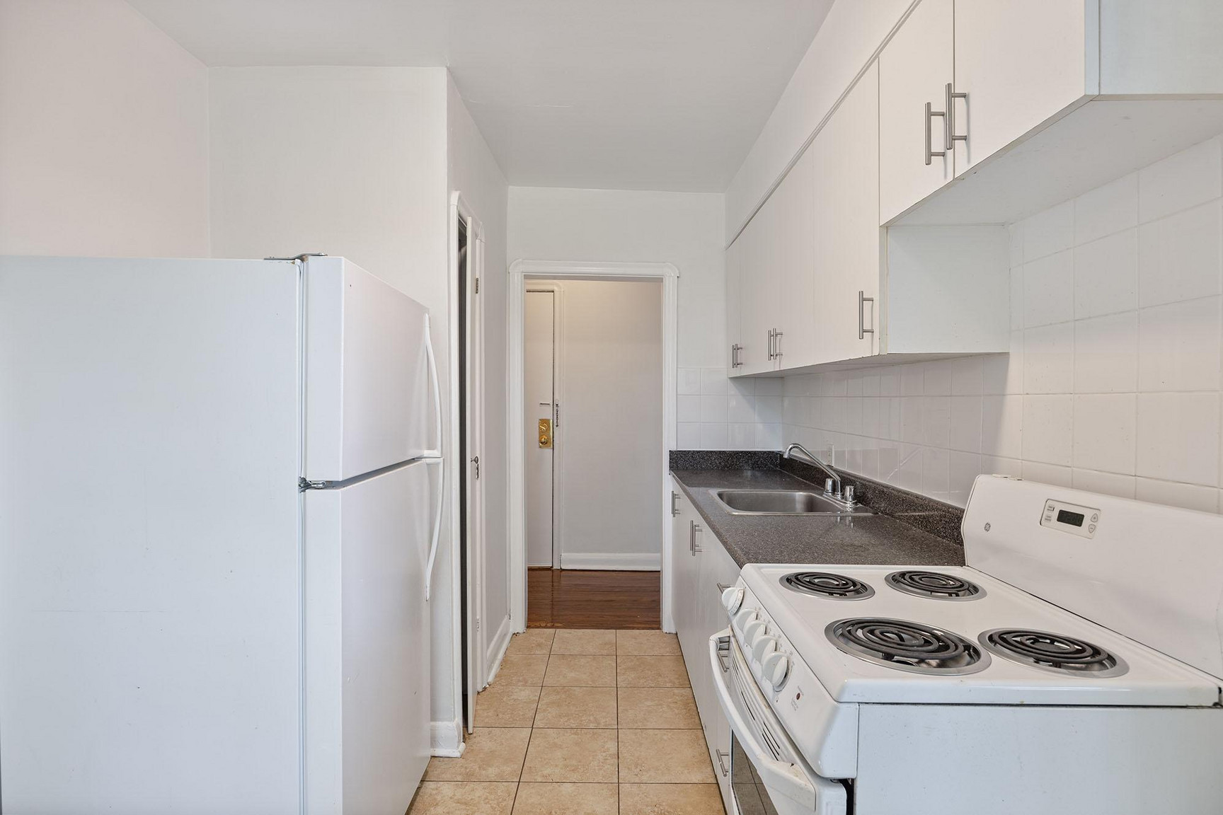 Folcroft Apartments - Photo 17