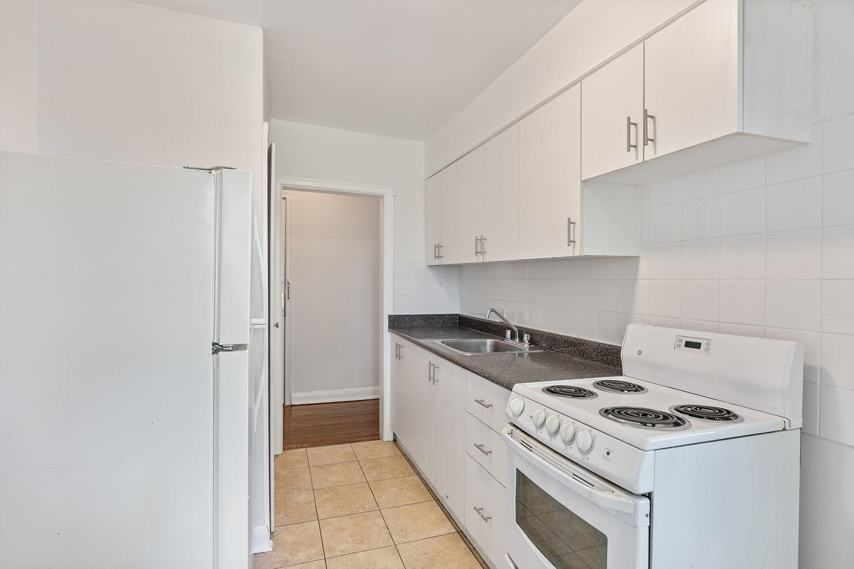 Folcroft Apartments - Photo 19