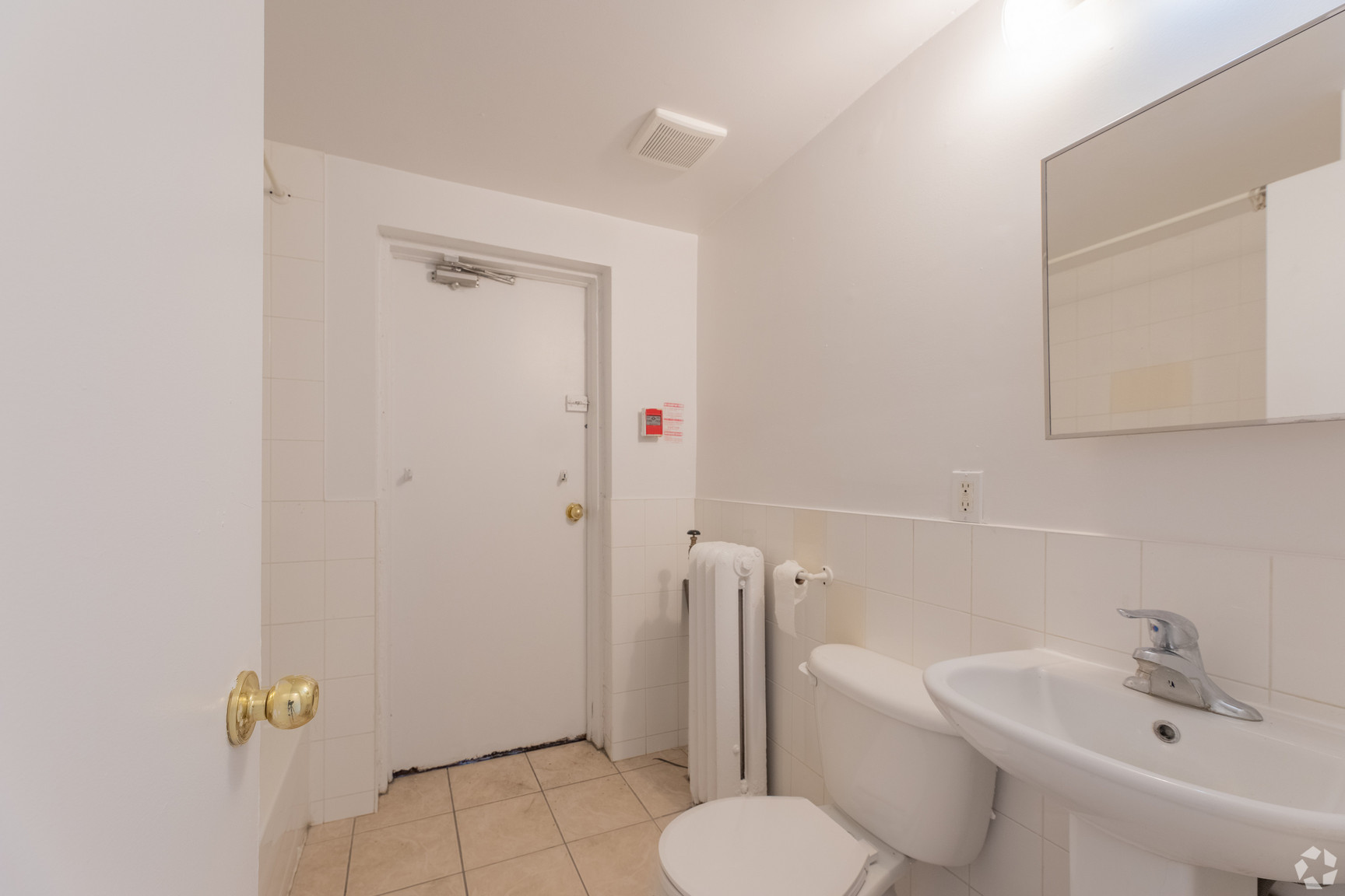 Donlands Apartments - Photo 15