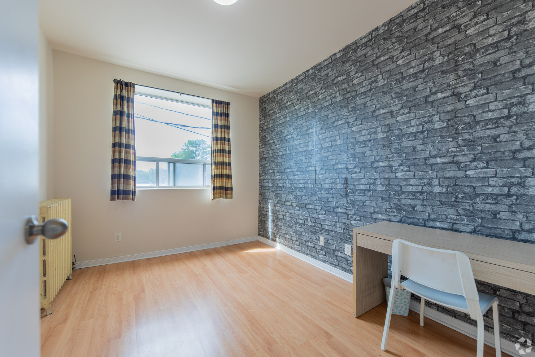 2938 Danforth Avenue - 2 Bedroom 4