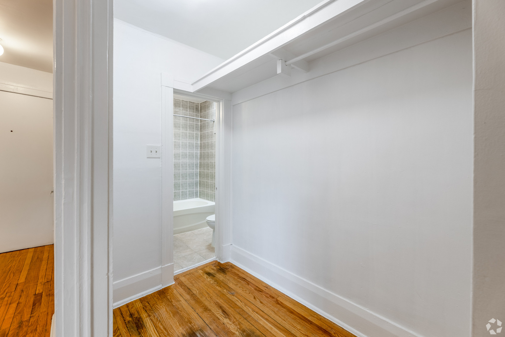 The Sheldrake - Photo 38