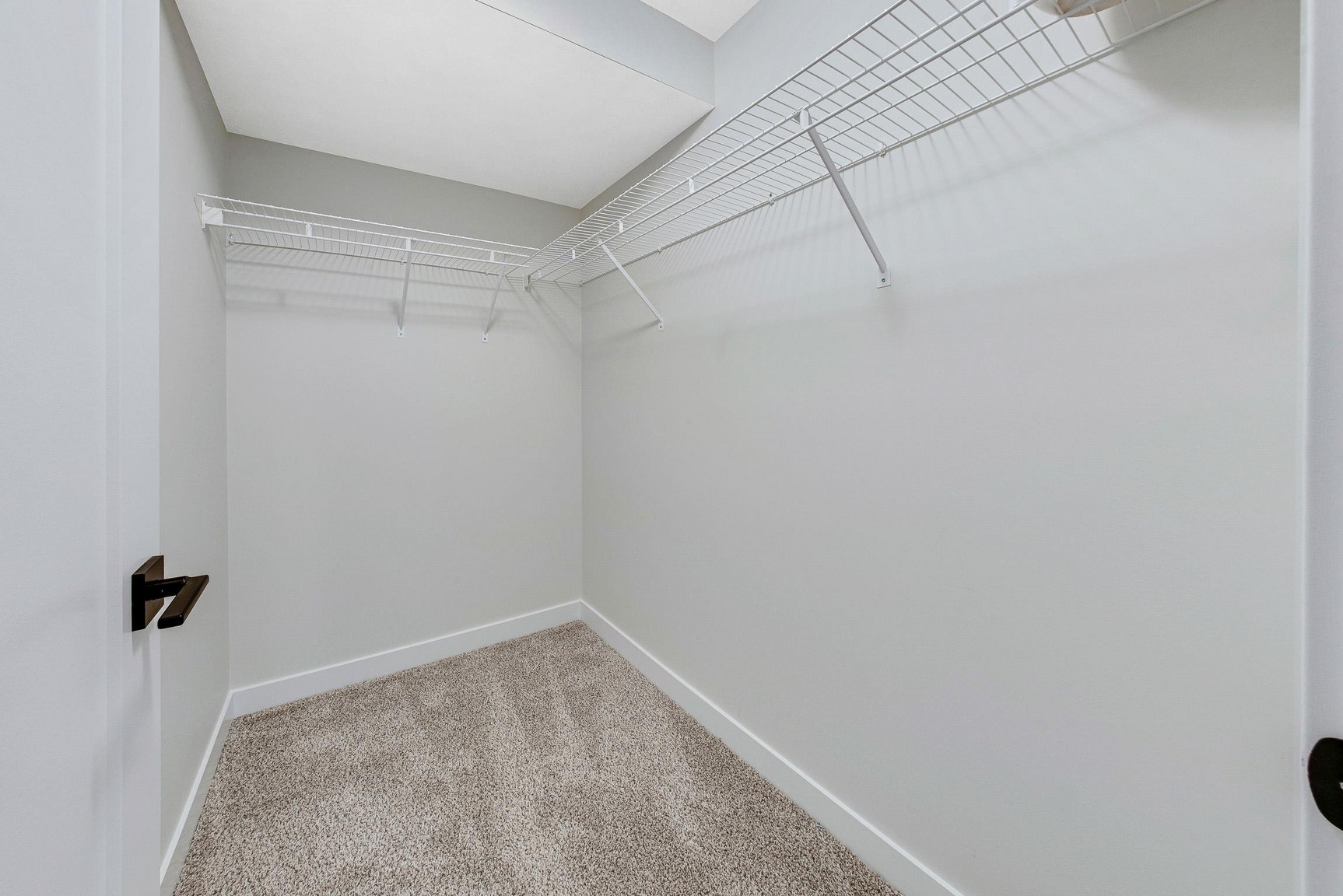 The Meadows - Basement Suites - Photo 14