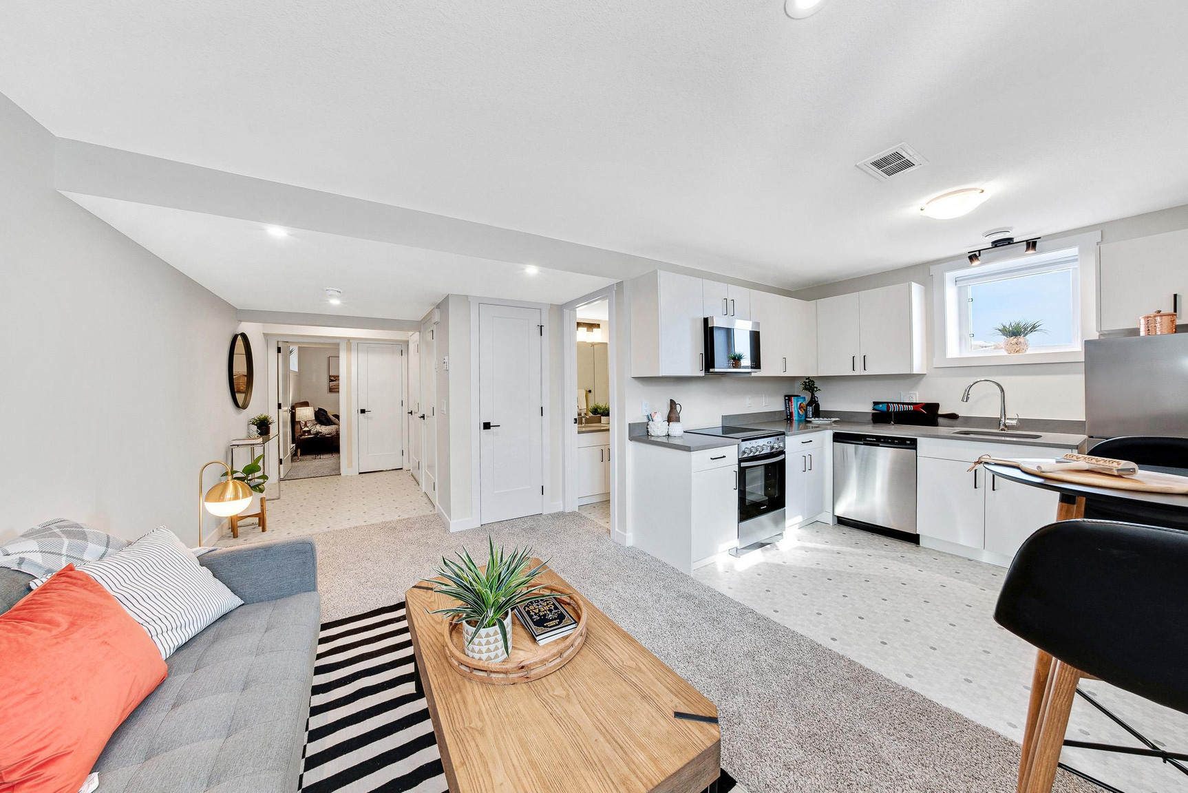 The Meadows - Basement Suites - Photo 3