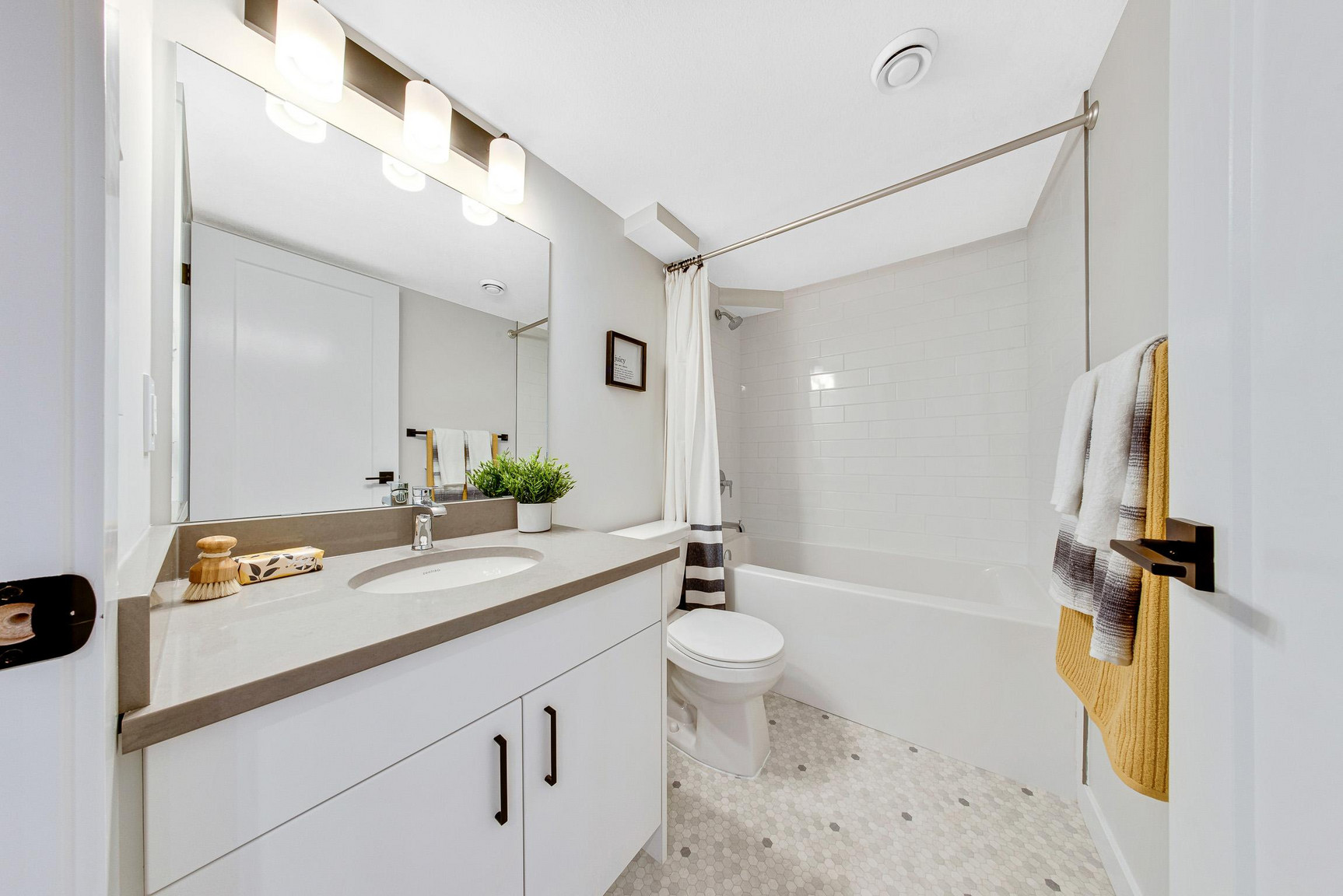 The Meadows - Basement Suites - Photo 16