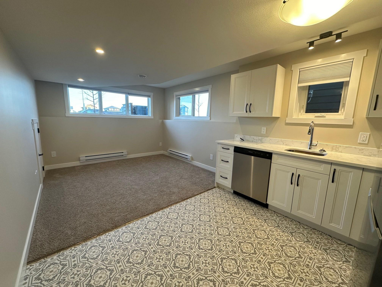 The Meadows - Basement Suites - Photo 35