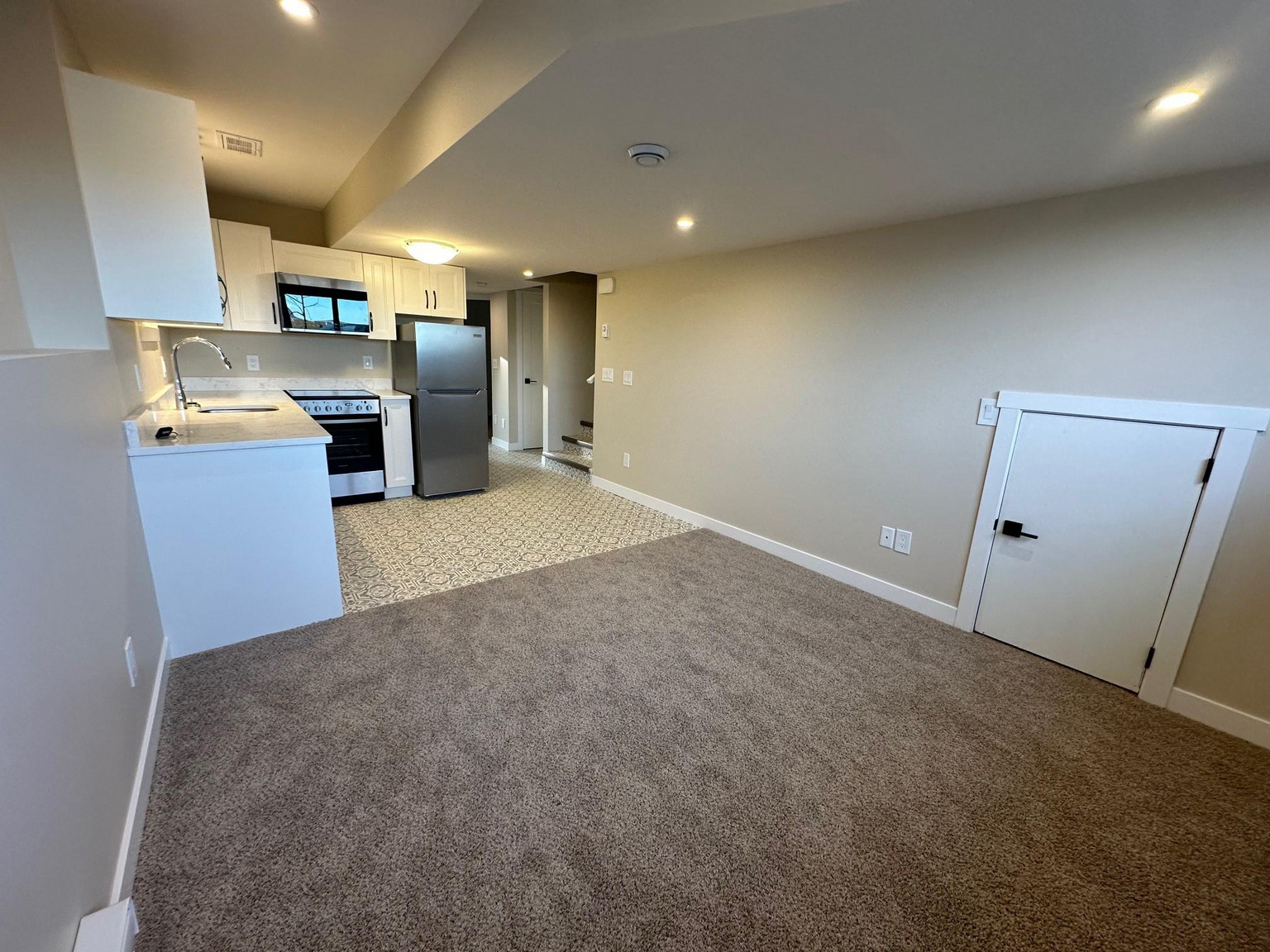 The Meadows - Basement Suites - Photo 38