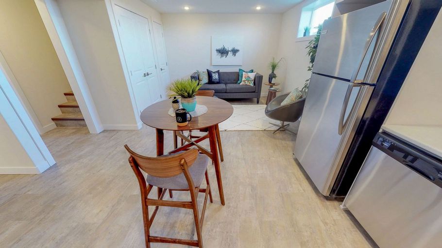 178B Stilling Mews