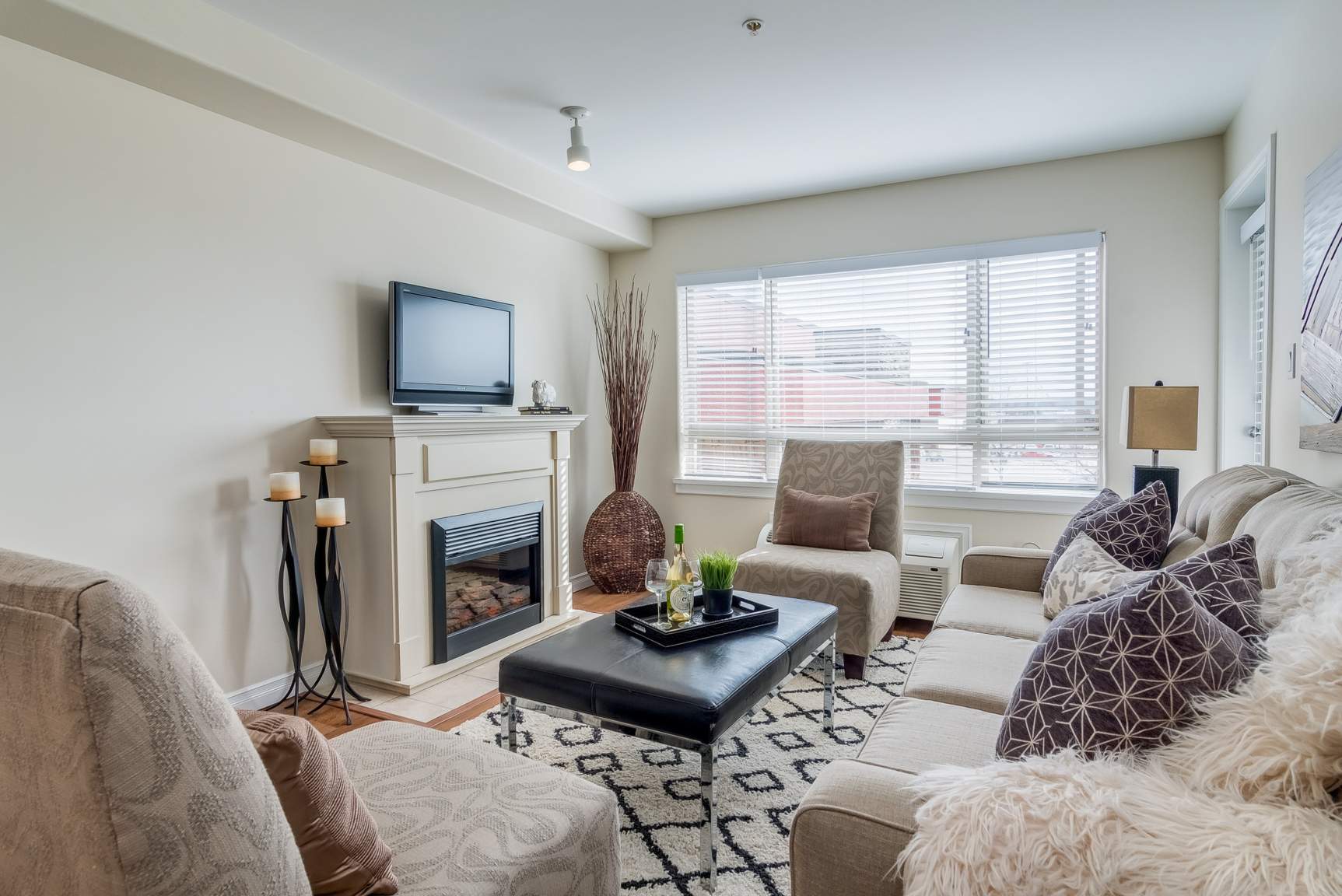 Langley Apts - Photo 3