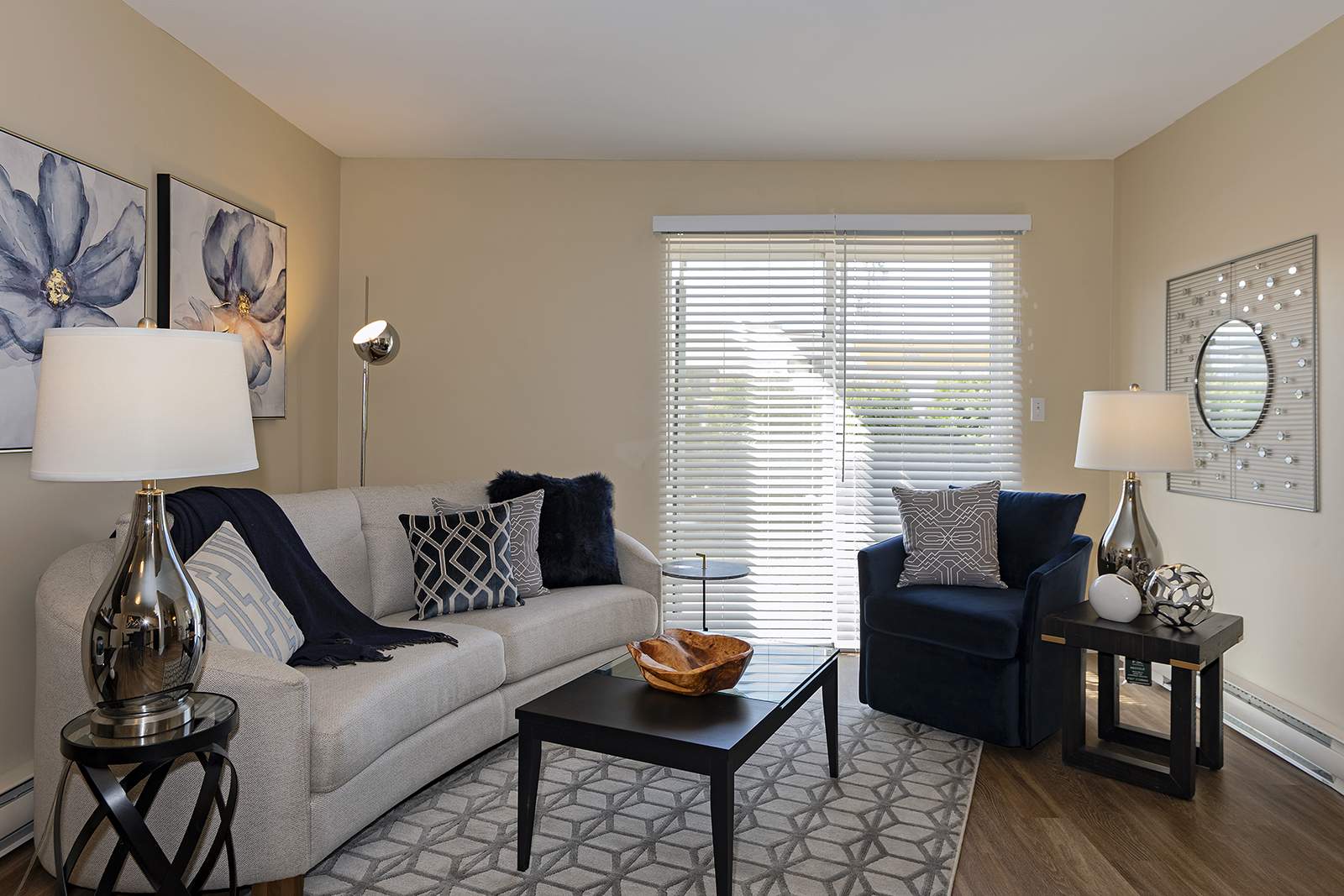 South Kamloops Apts - Photo 3