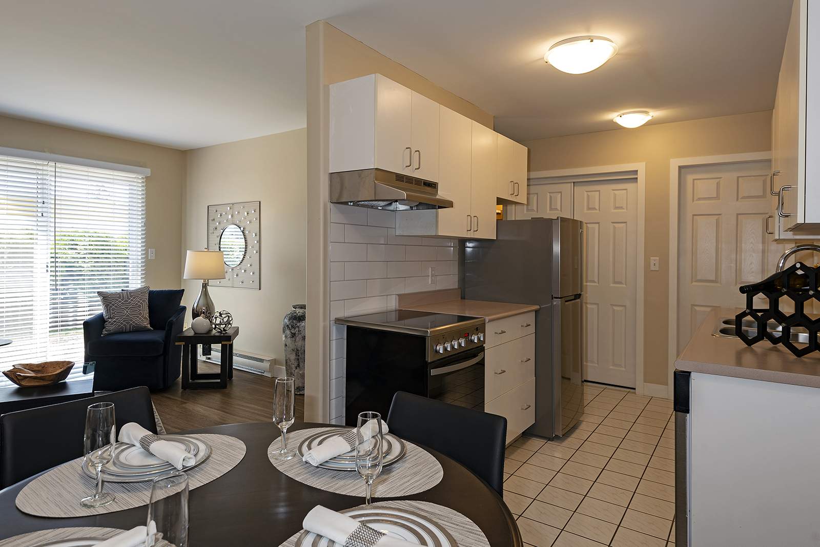 South Kamloops Apts - Photo 5