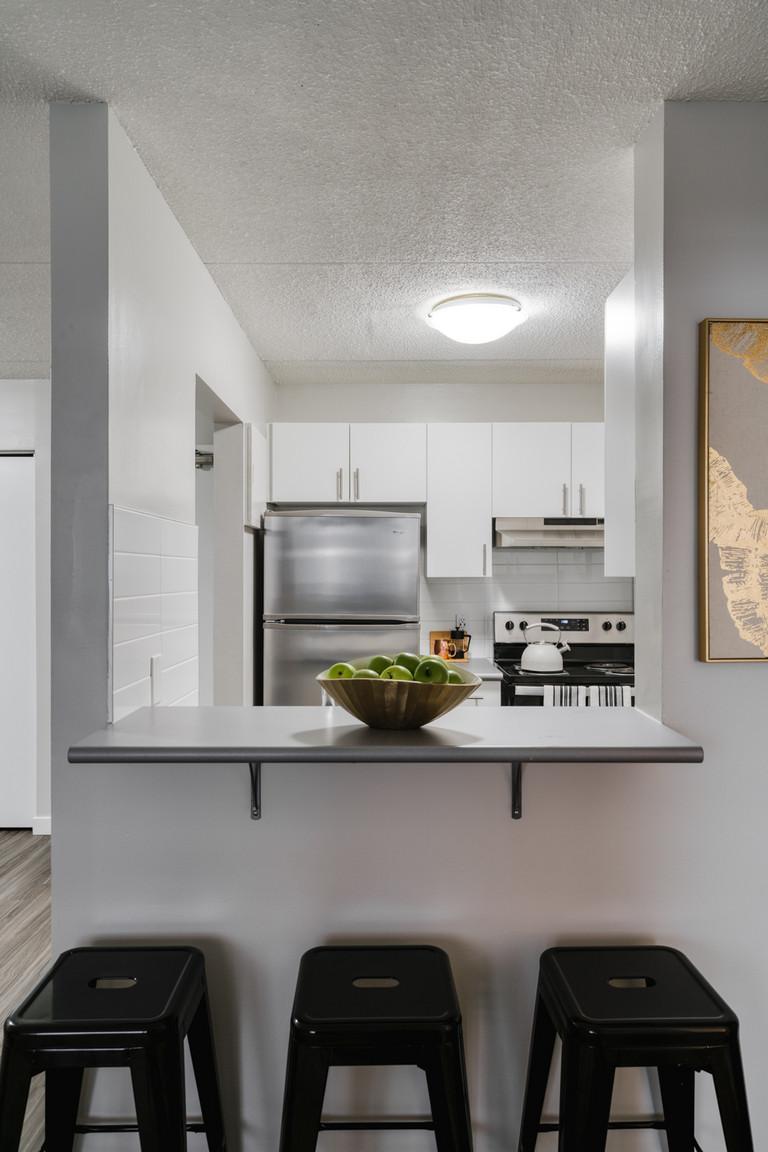 Colony Square - Photo 2