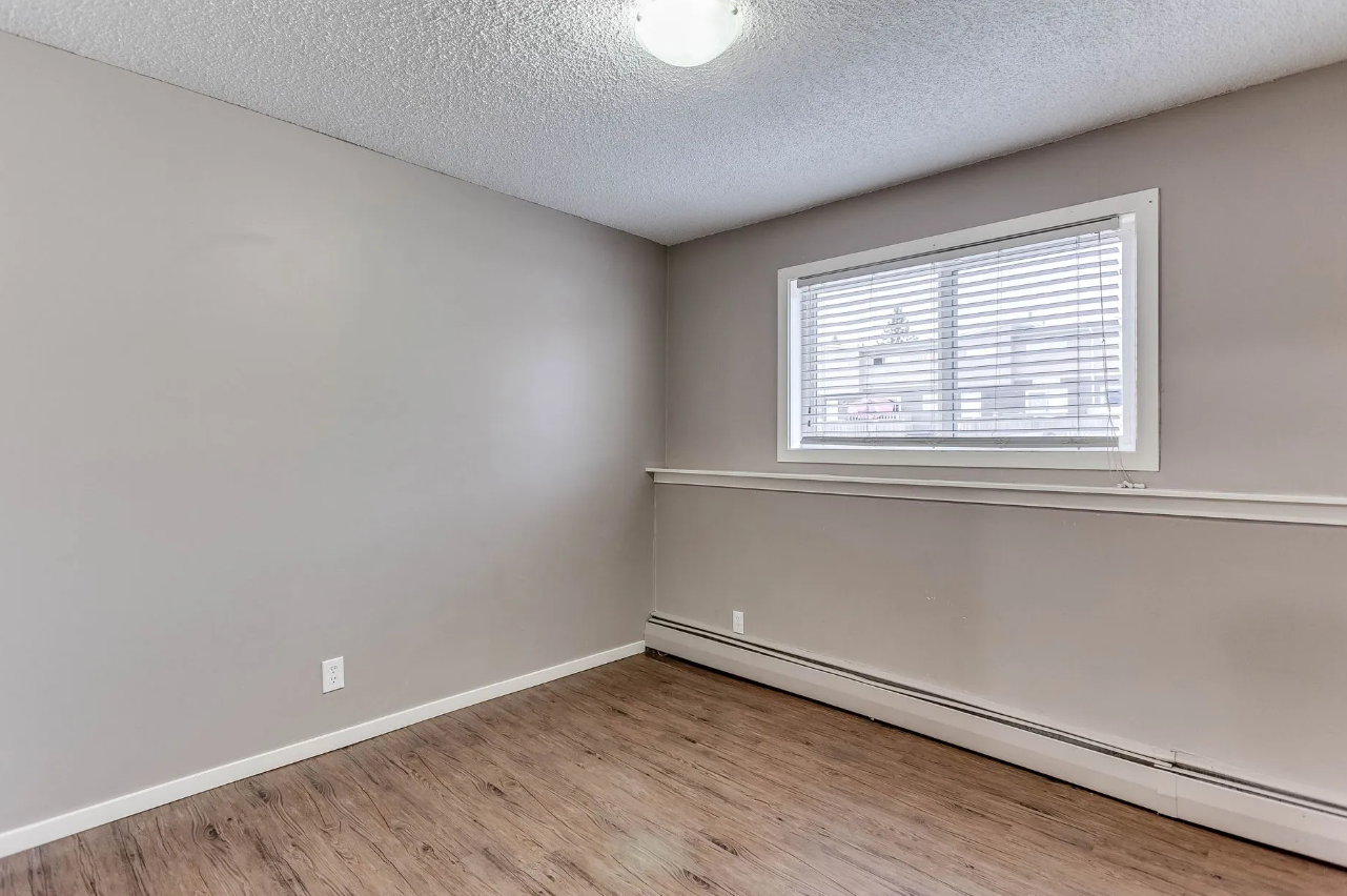 Elliston Place Apartments - Photo 7