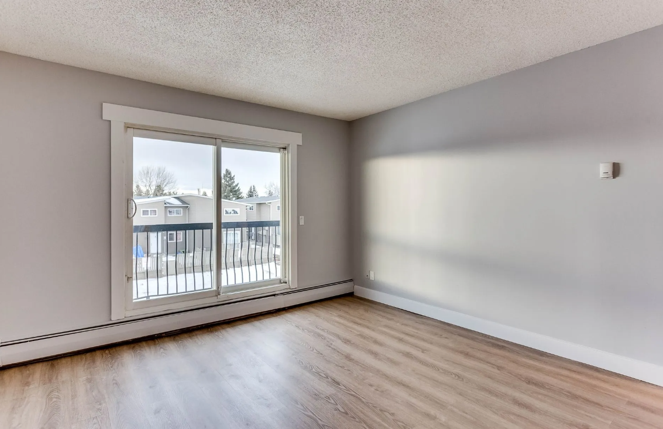 Elliston Place Apartments - Photo 8