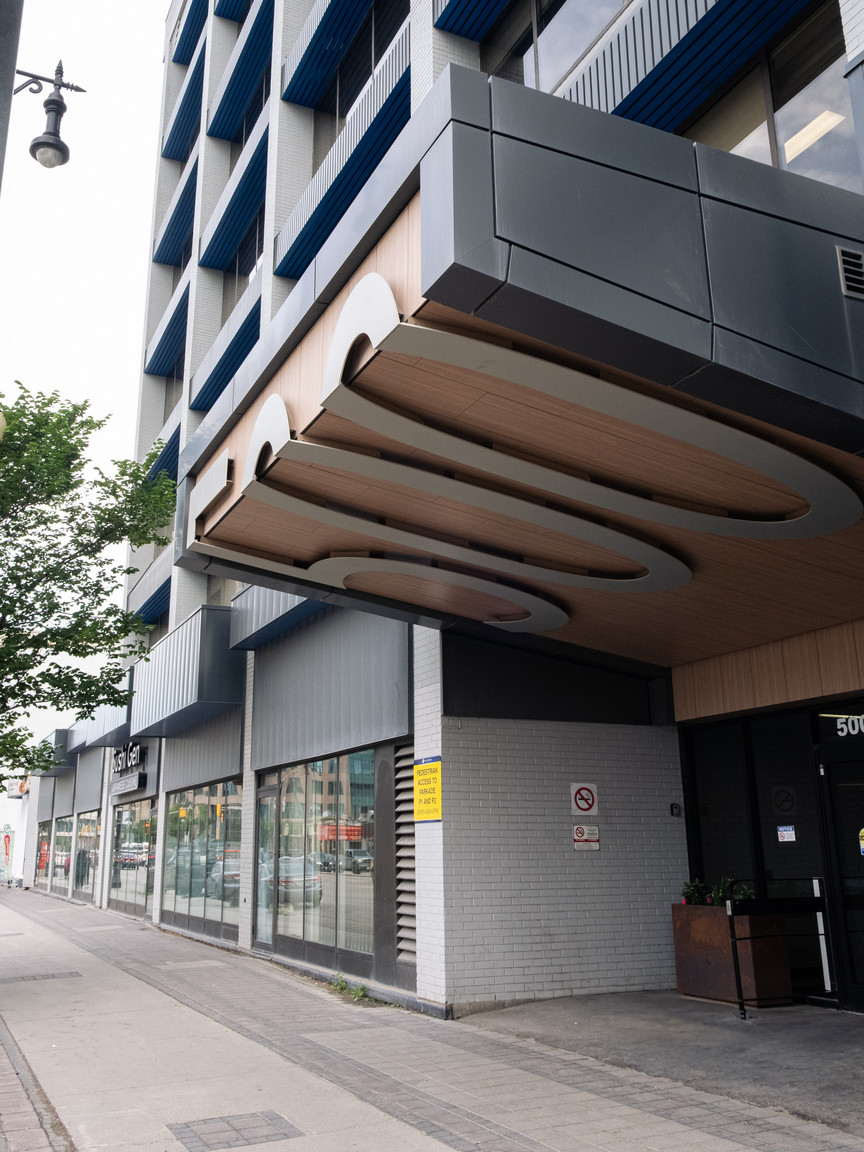 Colony Square - Photo 24