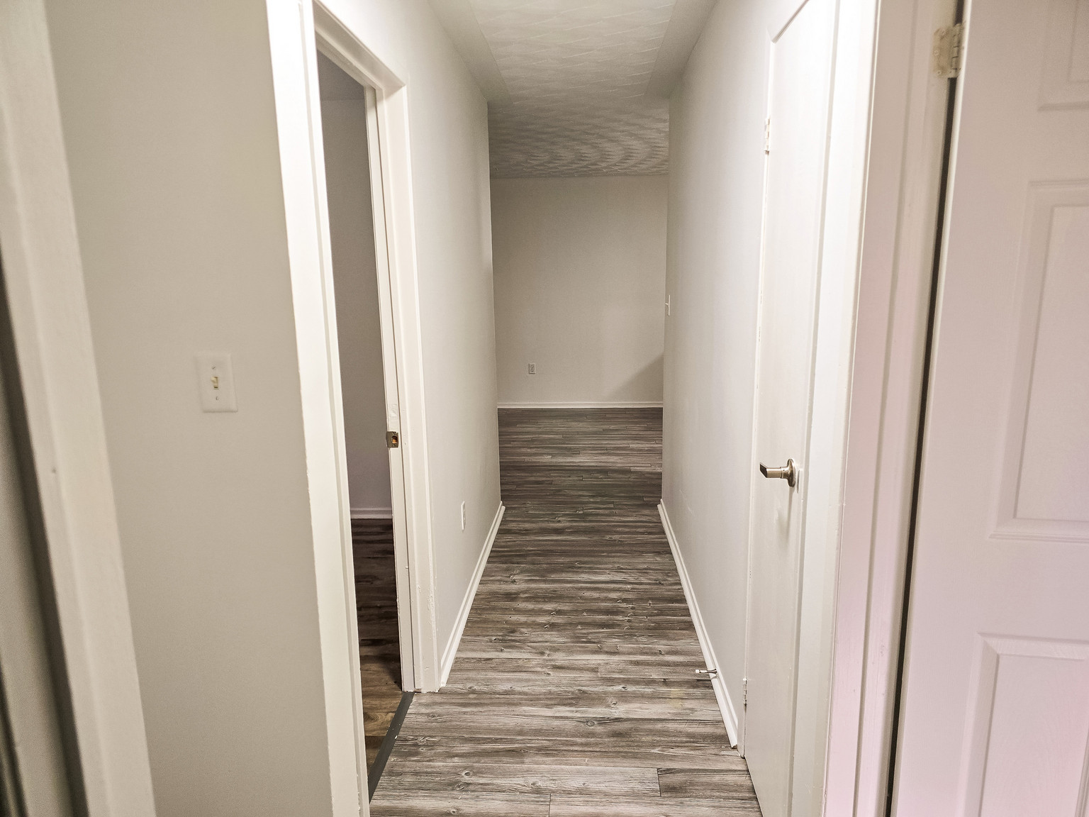 Paige & Downsview - Photo 6