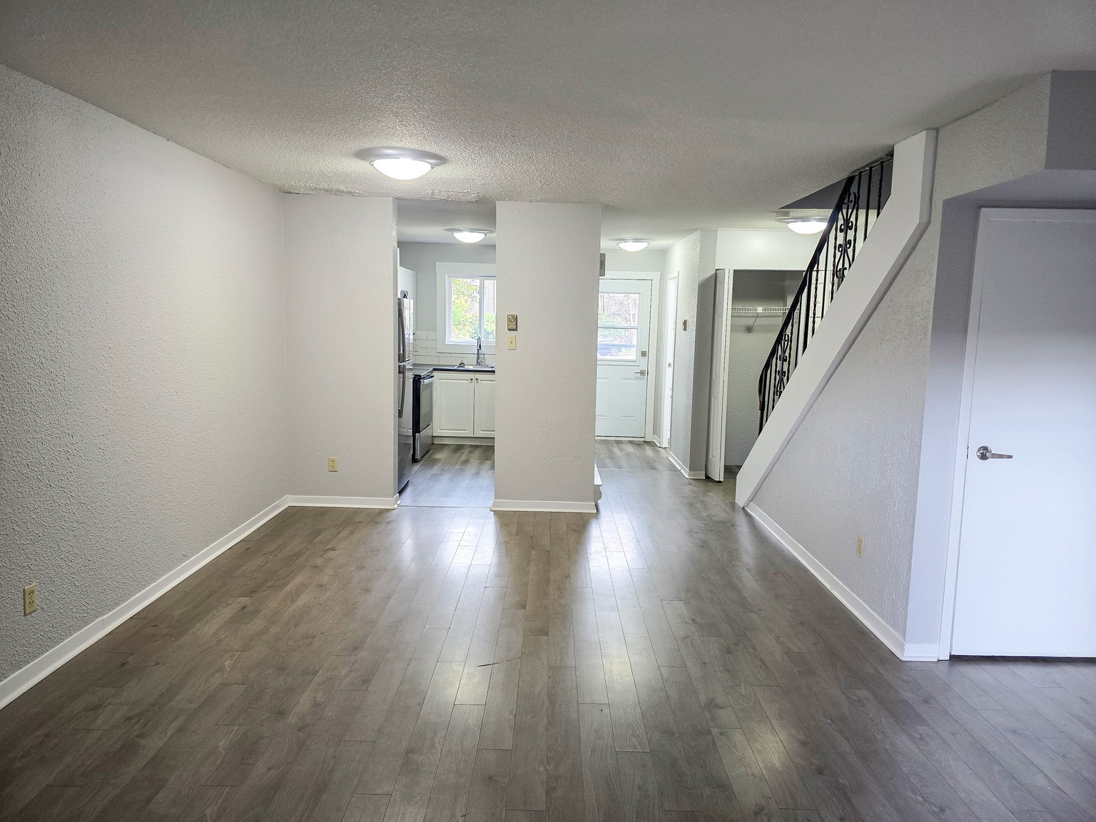 Glenforest, Willet, Willowbend - Photo 5