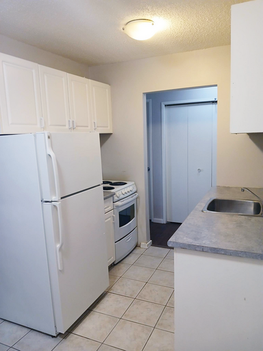 Elliston Place Apartments