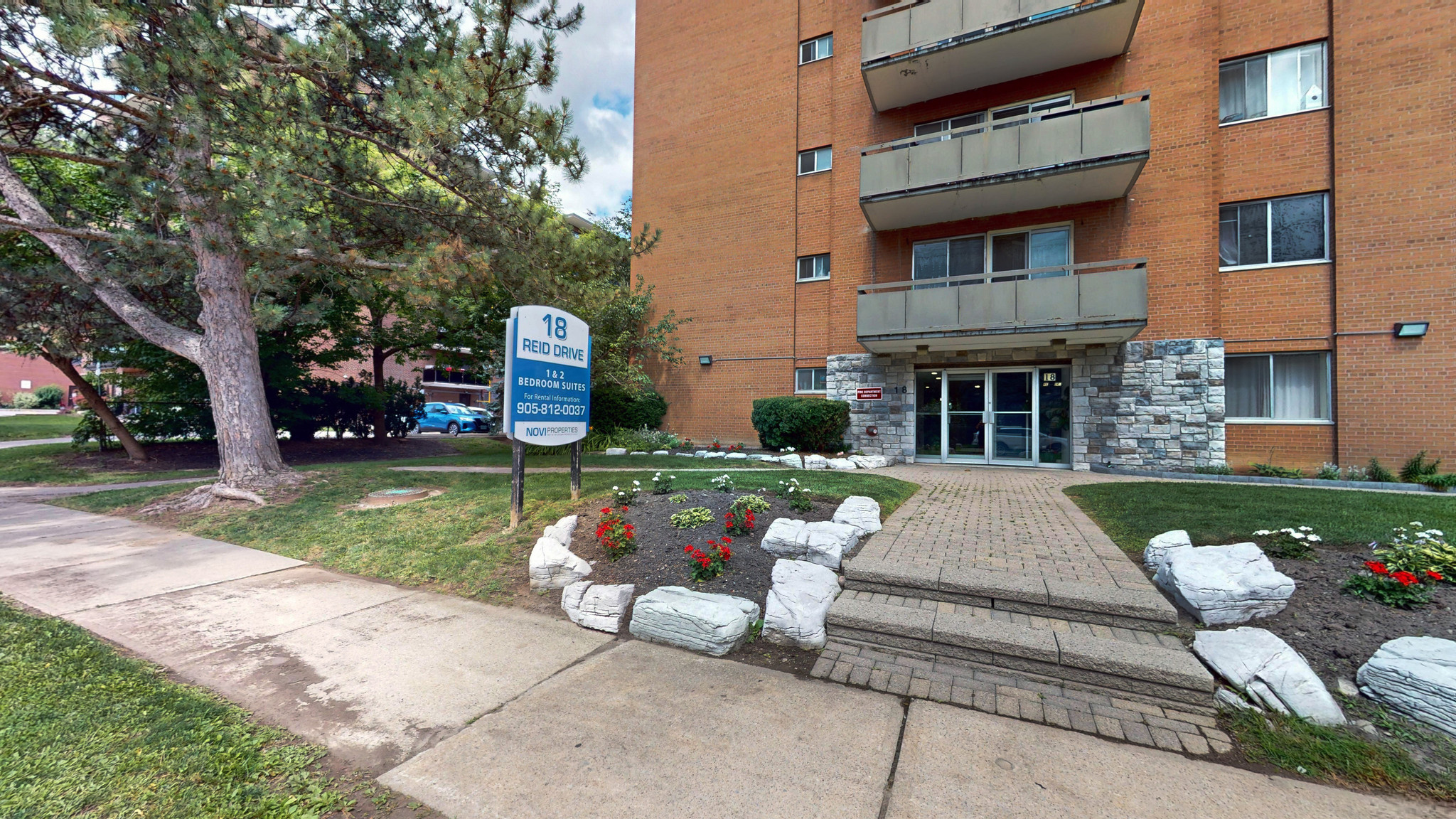18 Reid Dr