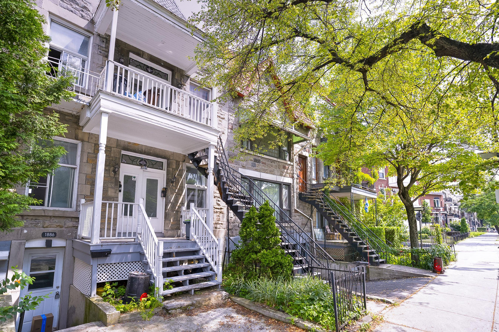 1884 Sherbrooke East — photo 1