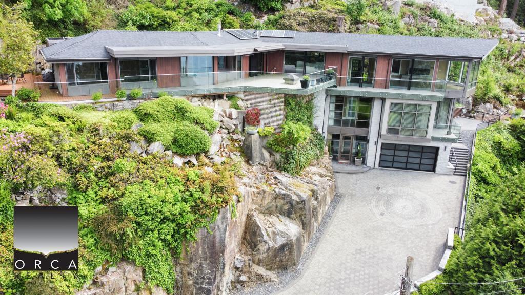 5134 Pitcairn Place, West Vancouver